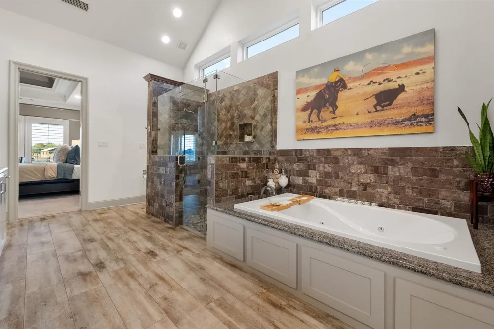 10613 Kyle Circle Burleson, TX 76028