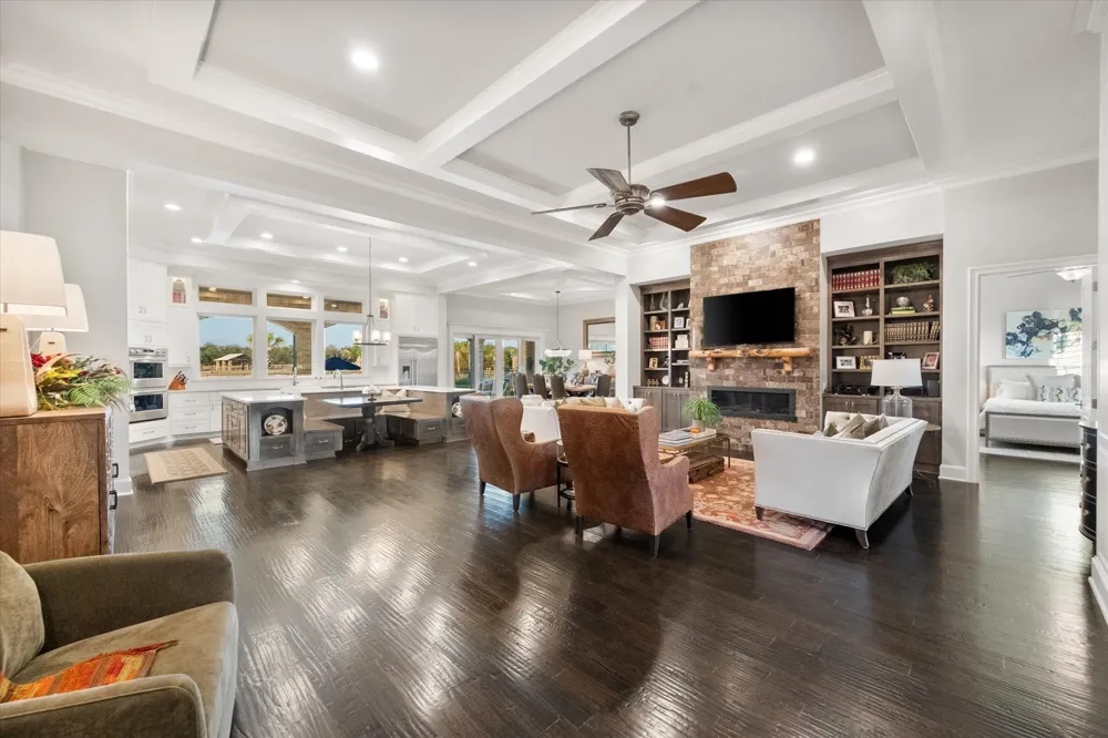 10613 Kyle Circle Burleson, TX 76028