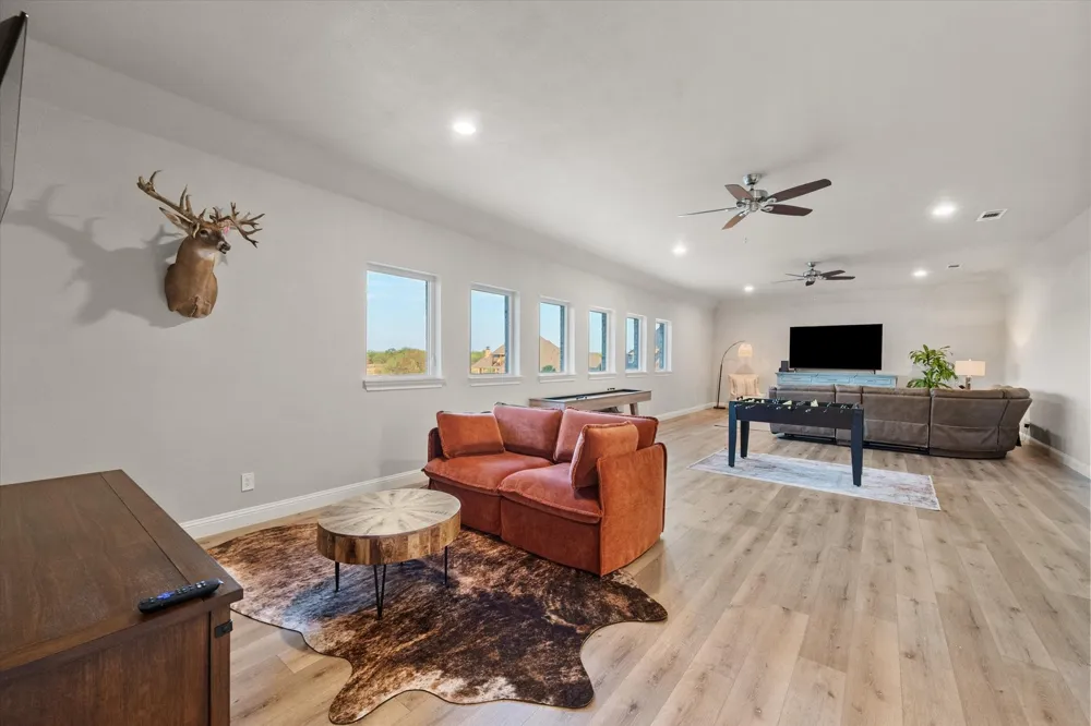 10613 Kyle Circle Burleson, TX 76028