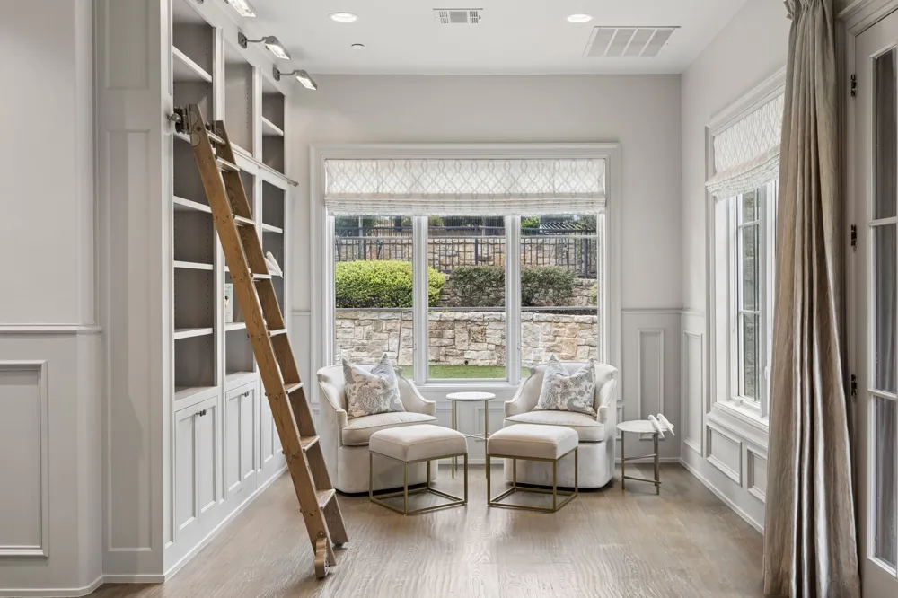 2001 Brazos Court Westlake, TX 76262