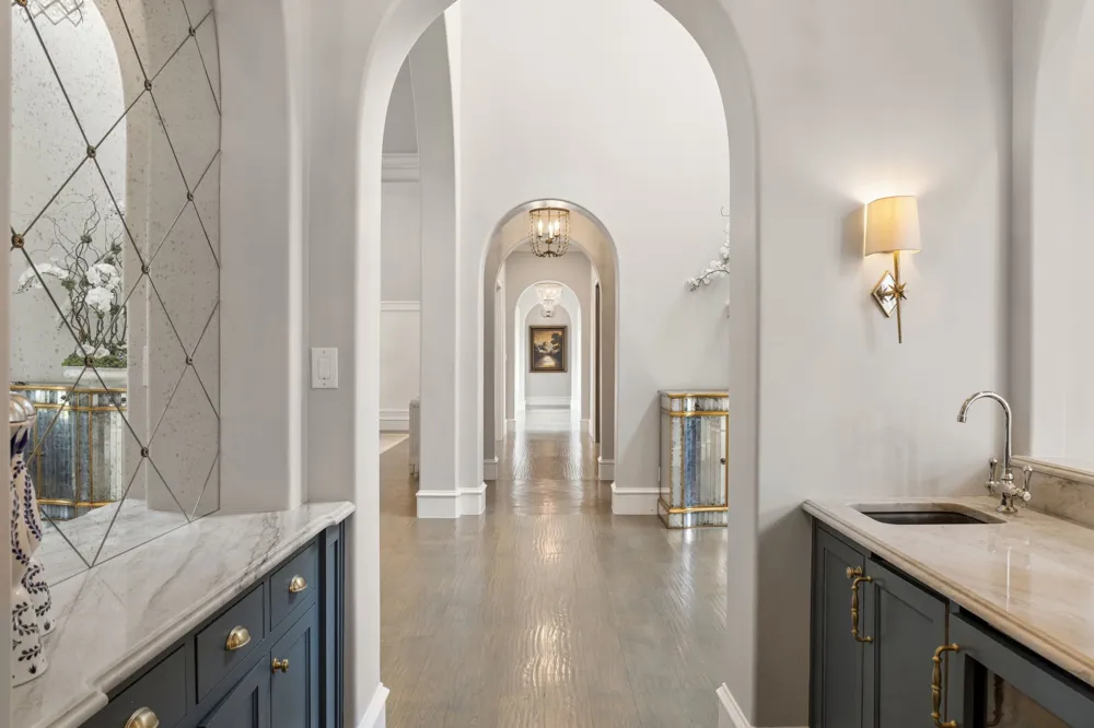 2001 Brazos Court Westlake, TX 76262