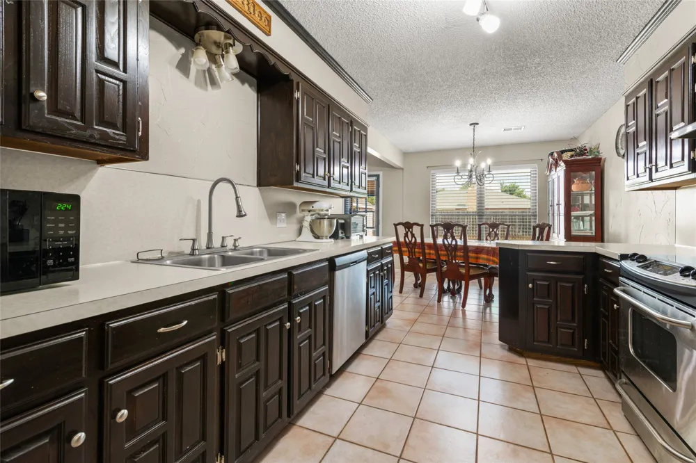 5241 Meadowick Lane Abilene, TX 79606