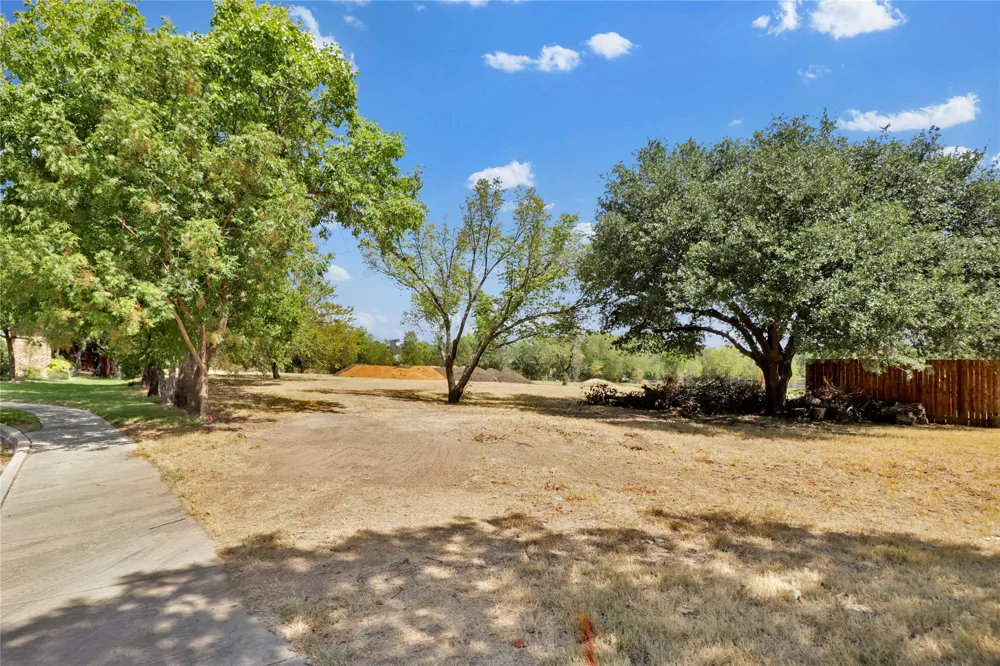 4813 Black Court Colleyville, TX 76034