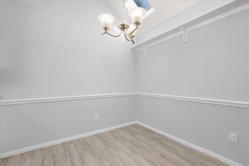2540 Plumdale Drive Carrollton, TX 75006