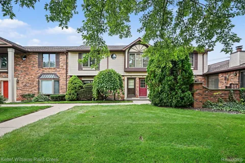 2232 London Bridge Drive