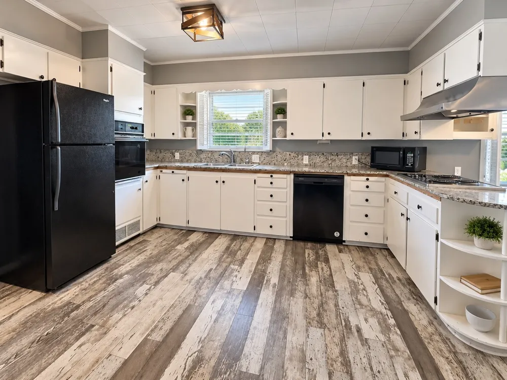 224 E 9th Street Bonham, TX 75418