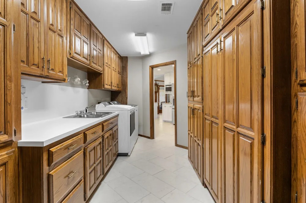 178 County Road 2137 Pittsburg, TX 75686
