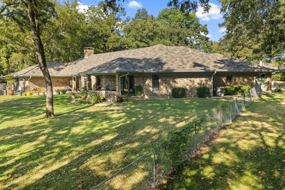 178 County Road 2137 Pittsburg, TX 75686