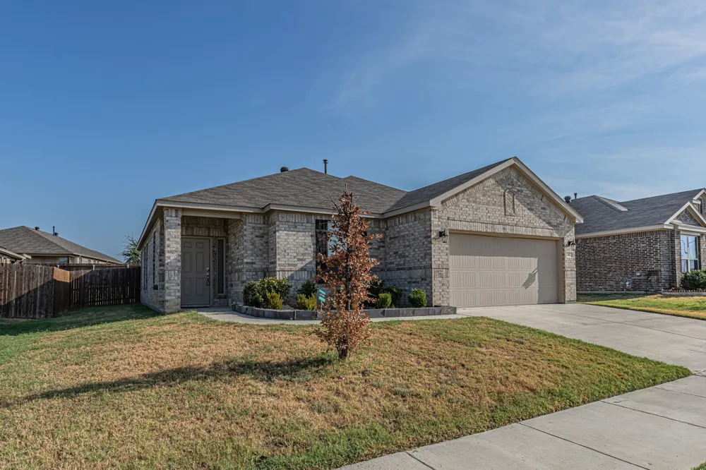 10812 Pinyon Court Fort Worth, TX 76108