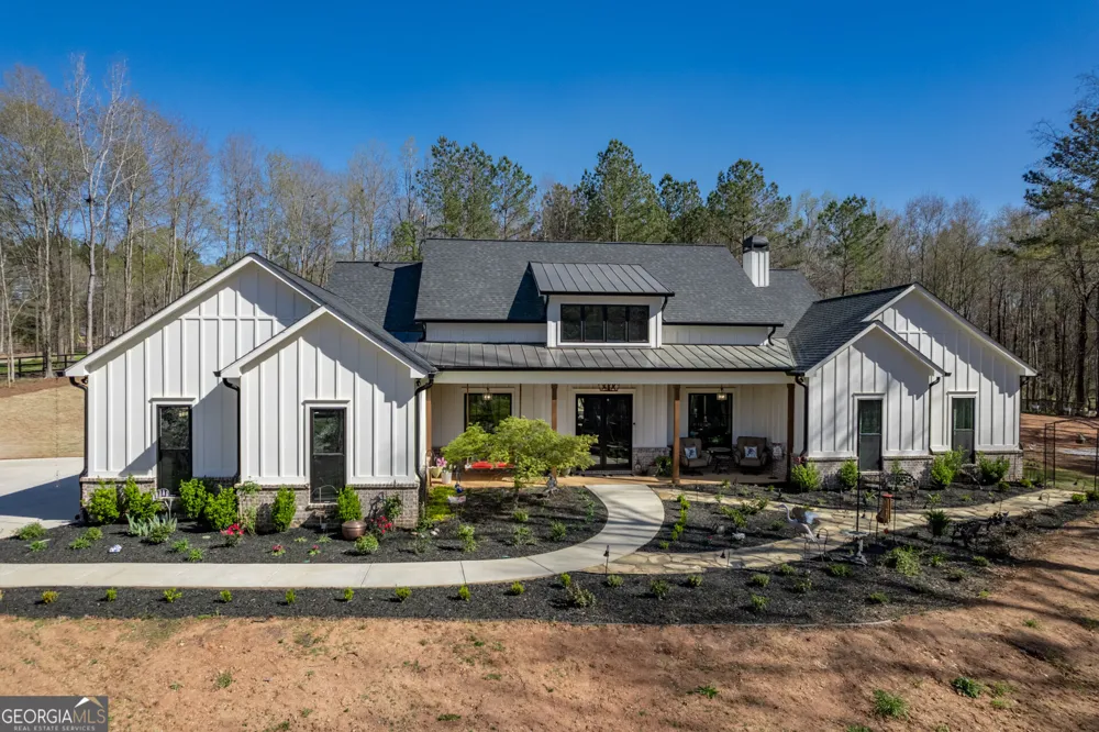1953 Barton Bridge RD Monroe, GA 30655
