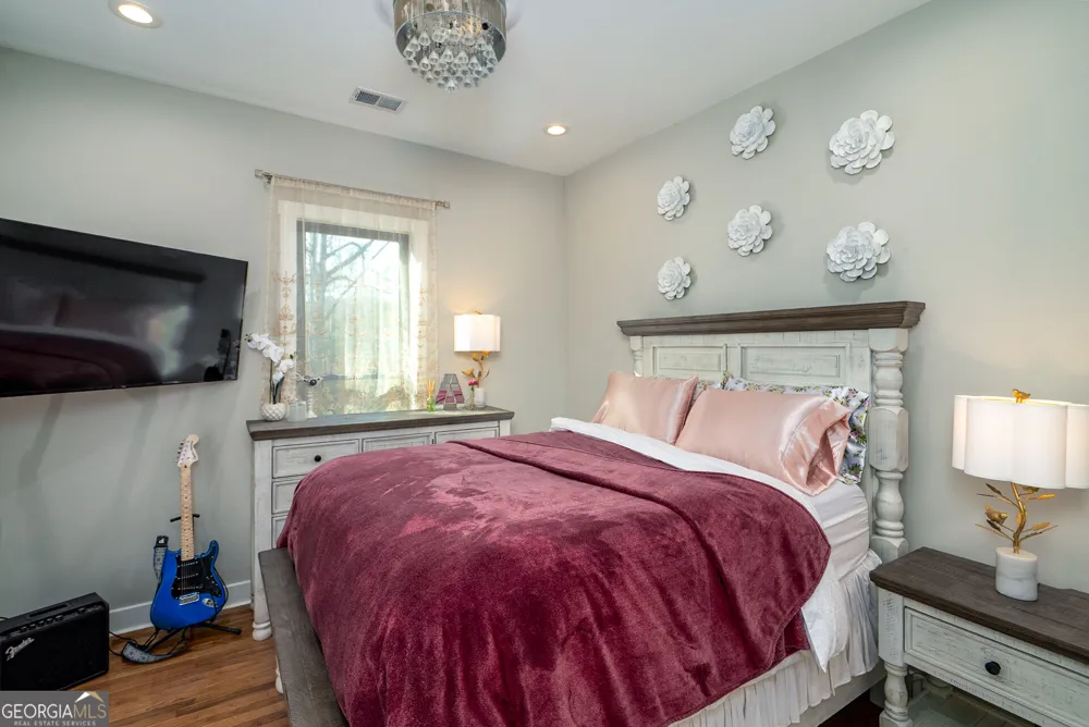 1953 Barton Bridge RD Monroe, GA 30655