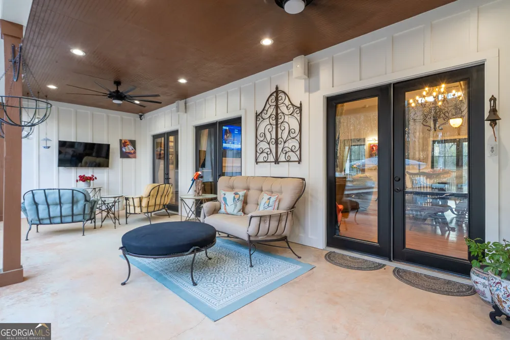 1953 Barton Bridge RD Monroe, GA 30655