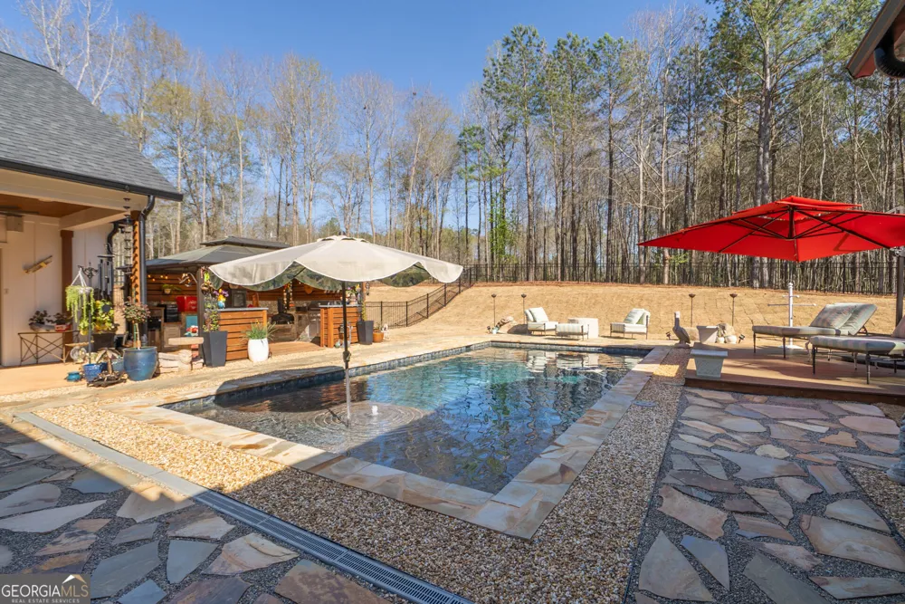 1953 Barton Bridge RD Monroe, GA 30655