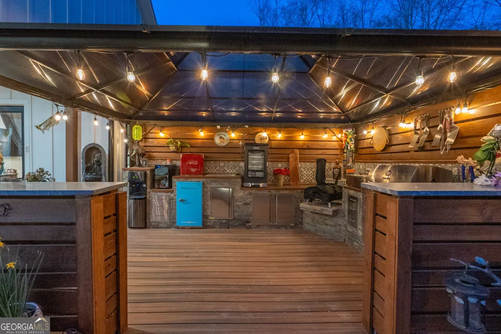 1953 Barton Bridge RD Monroe, GA 30655