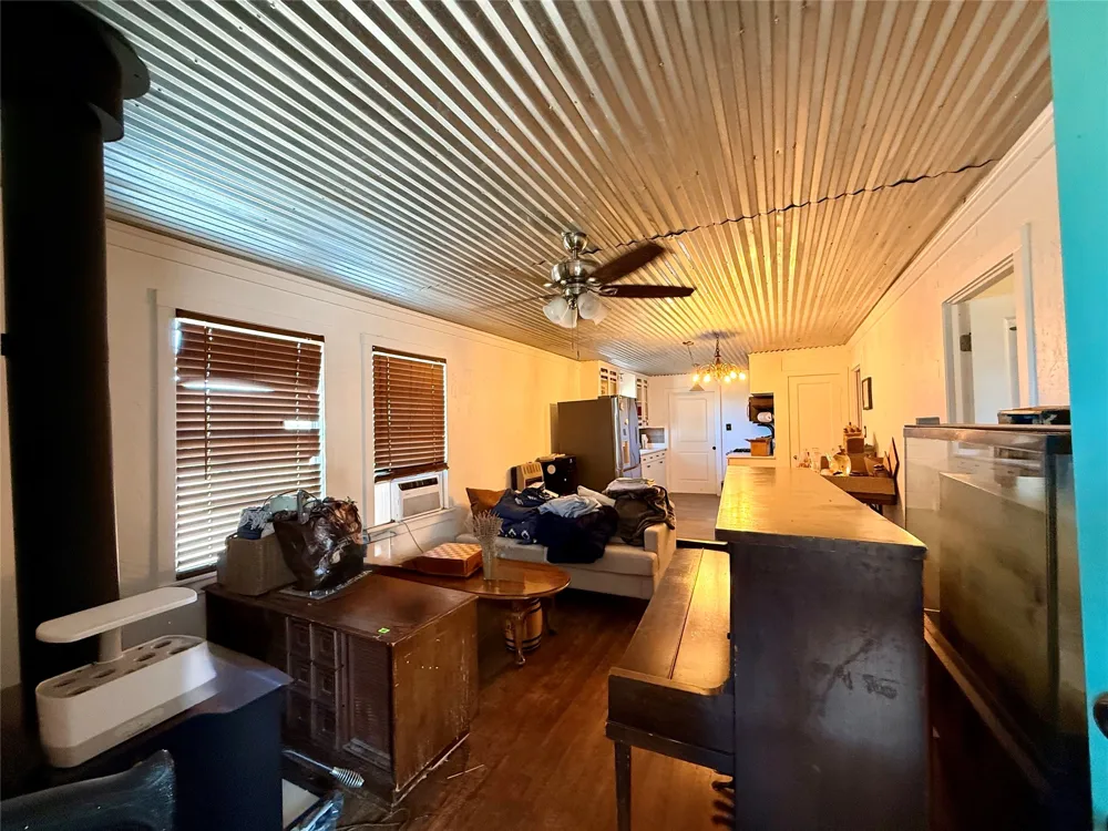 801 State Highway 153 Wingate, TX 79566