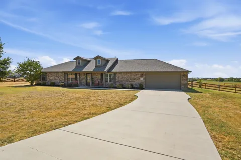 200 Live Oak Lane