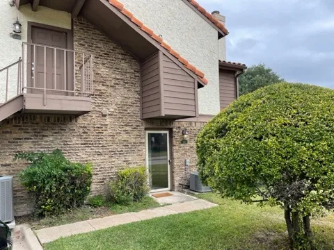 336 Melrose Drive #21C
