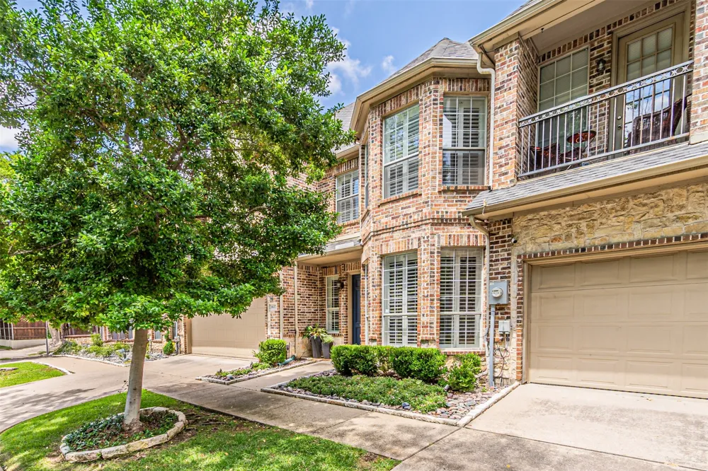 3637 Reagan Street Dallas, TX 75219