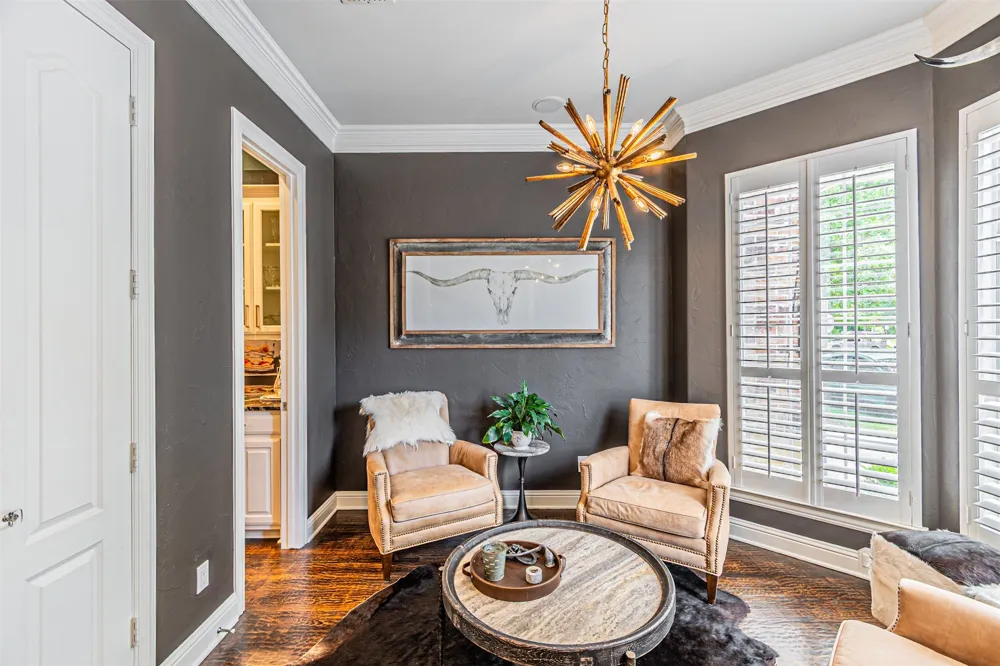 3637 Reagan Street Dallas, TX 75219