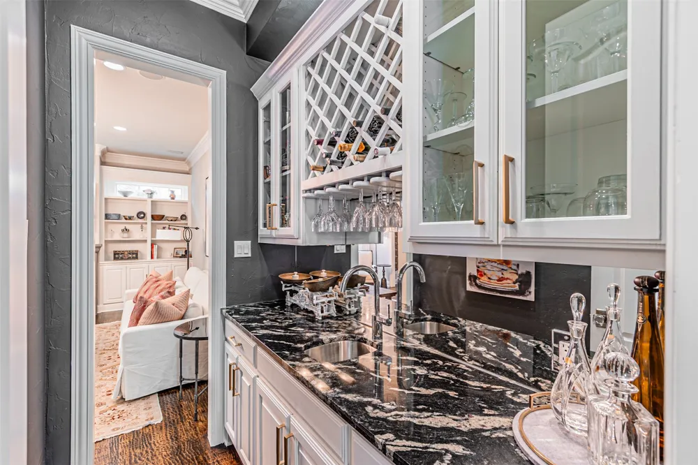 3637 Reagan Street Dallas, TX 75219