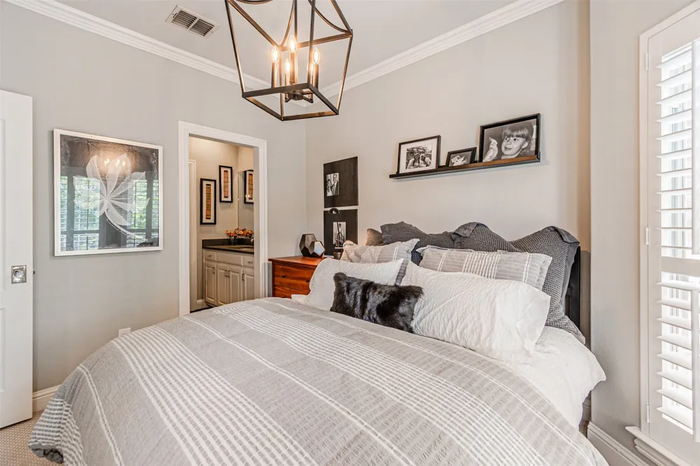 3637 Reagan Street Dallas, TX 75219