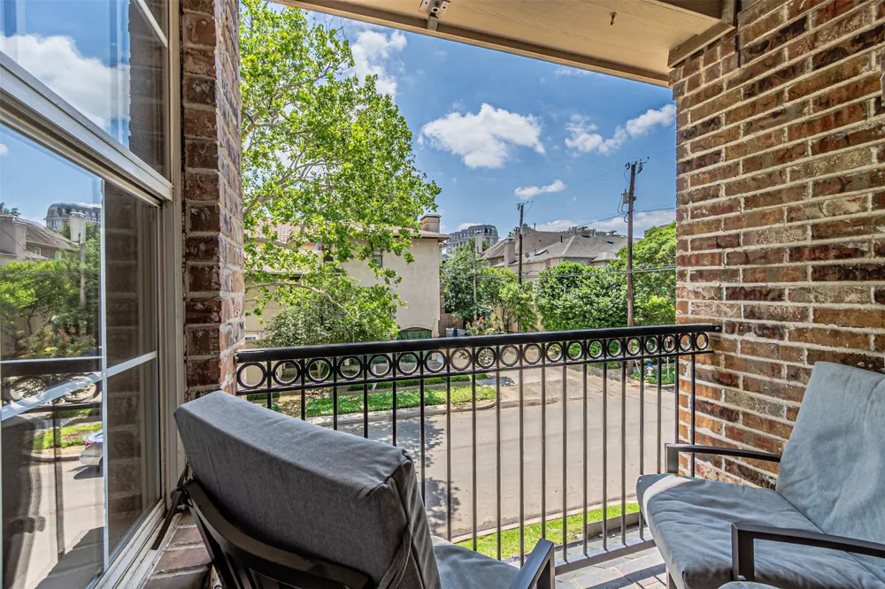 3637 Reagan Street Dallas, TX 75219