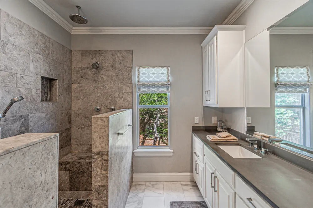 3637 Reagan Street Dallas, TX 75219