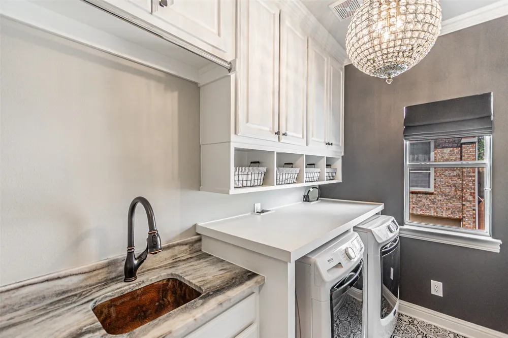 3637 Reagan Street Dallas, TX 75219