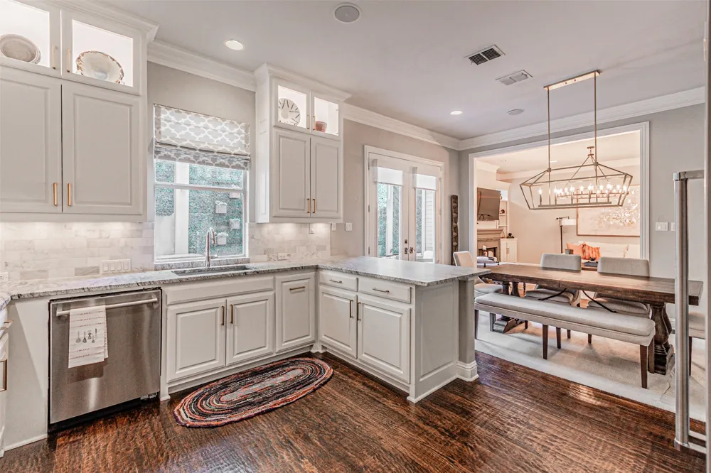 3637 Reagan Street Dallas, TX 75219