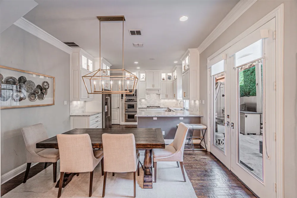 3637 Reagan Street Dallas, TX 75219