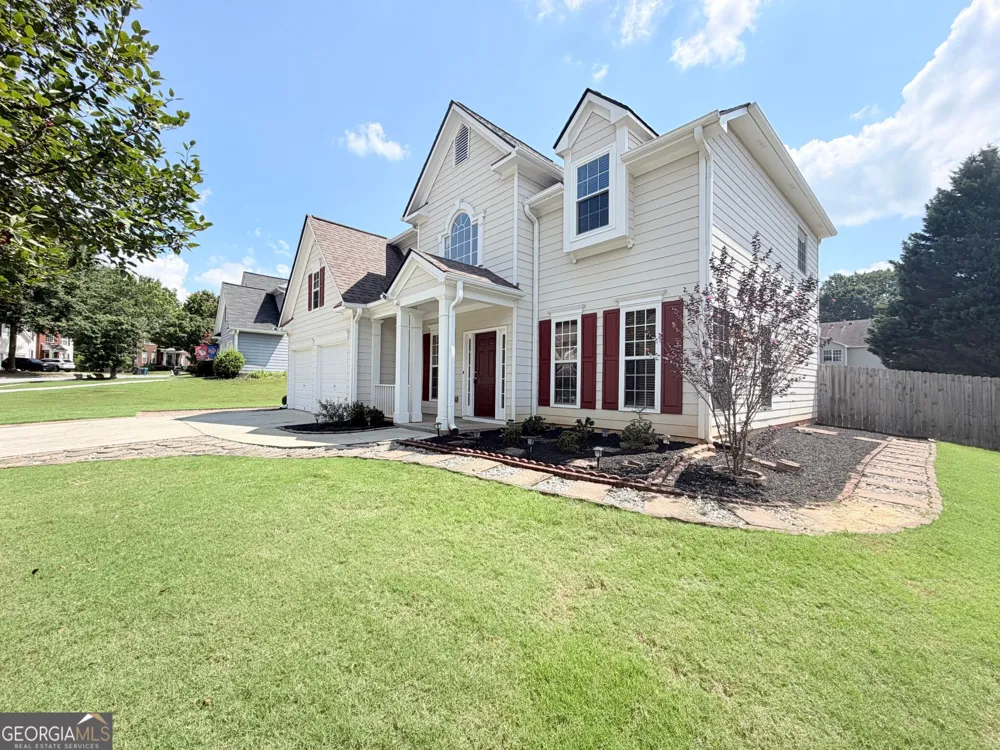 1414 Belfaire Lake TRL Dacula, GA 30019