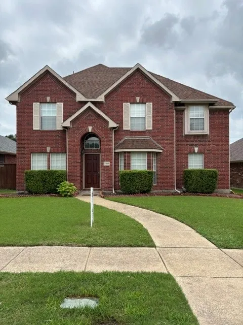 2420 Cimmaron Drive