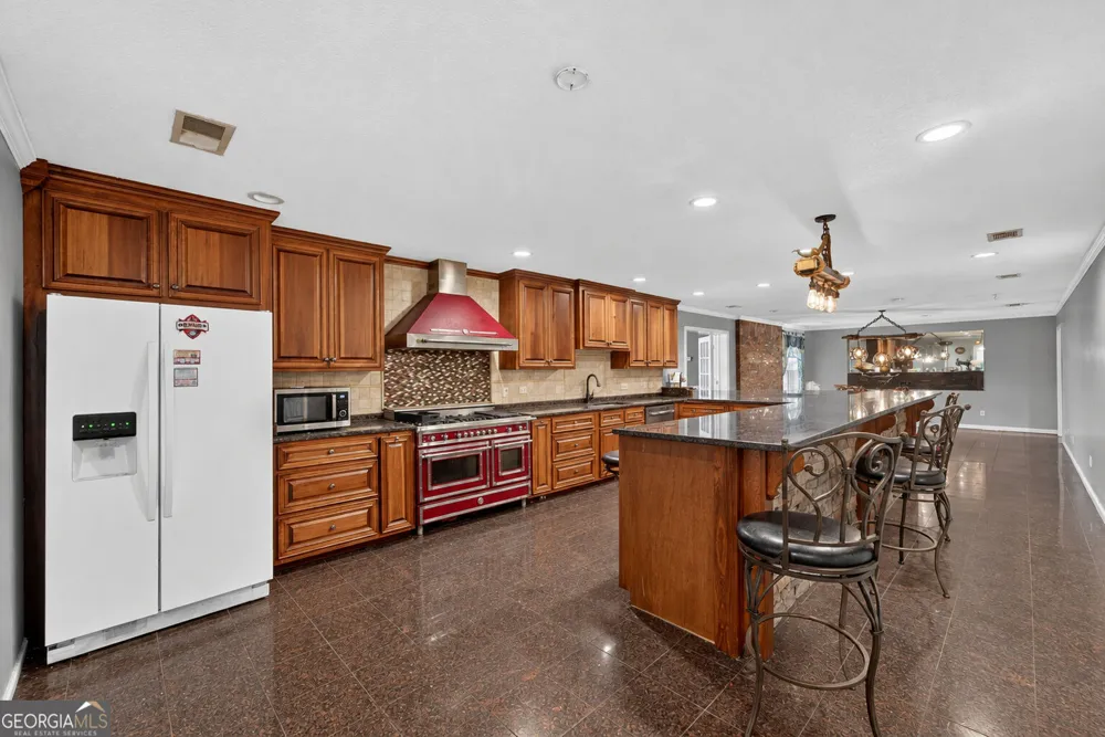 2501 Mahan DR Waycross, GA 31501
