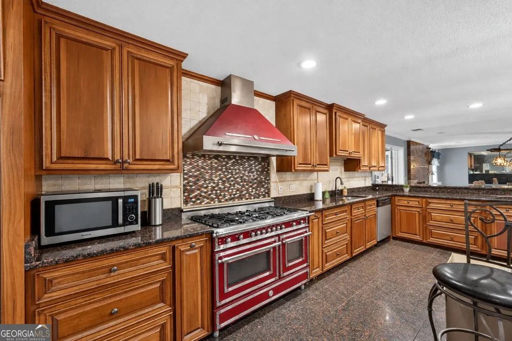 2501 Mahan DR Waycross, GA 31501