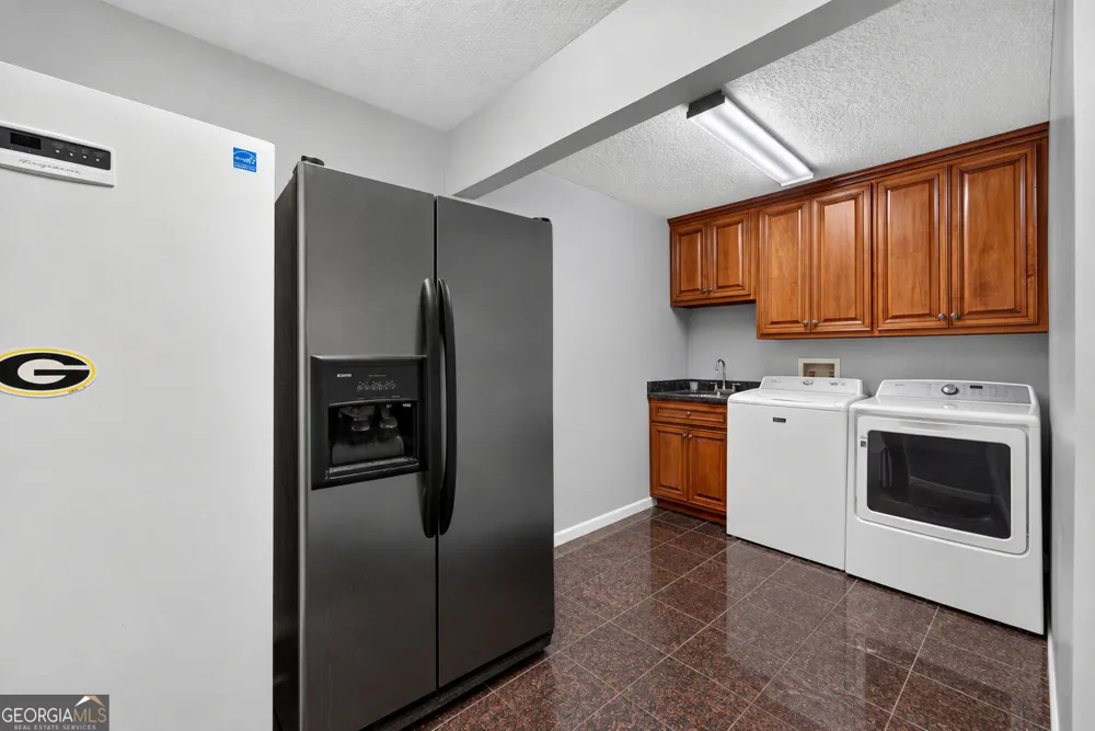 2501 Mahan DR Waycross, GA 31501
