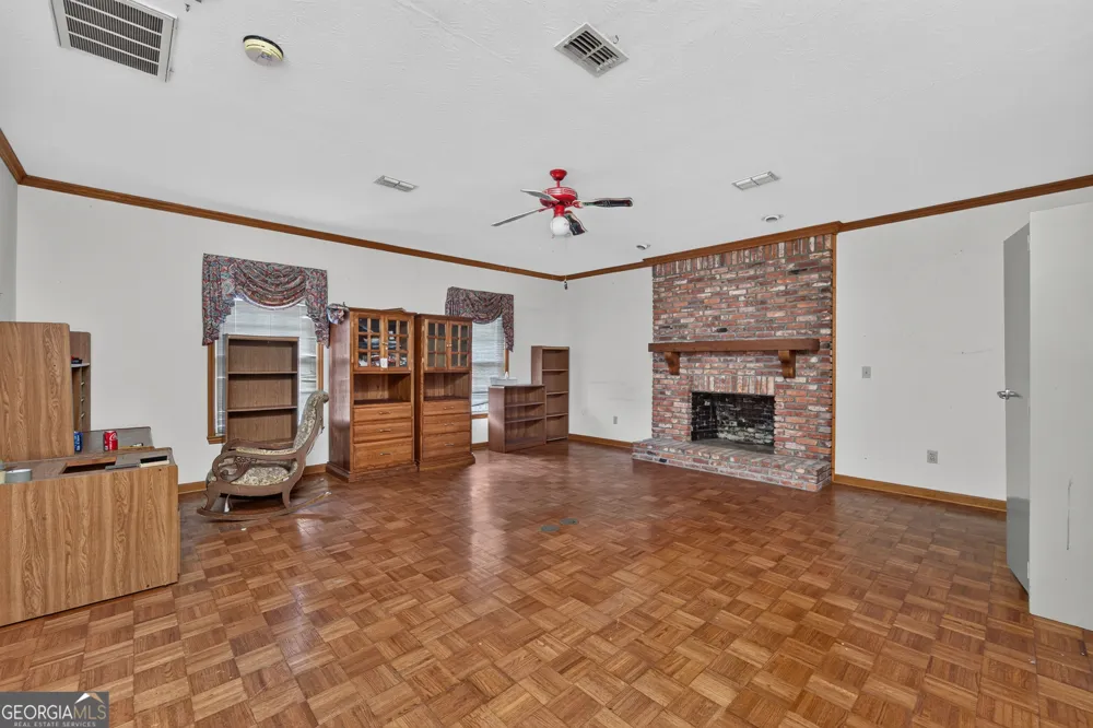 2501 Mahan DR Waycross, GA 31501