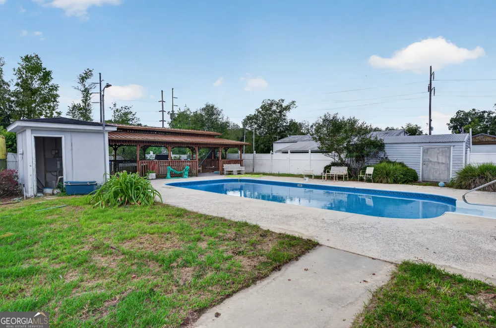 2501 Mahan DR Waycross, GA 31501