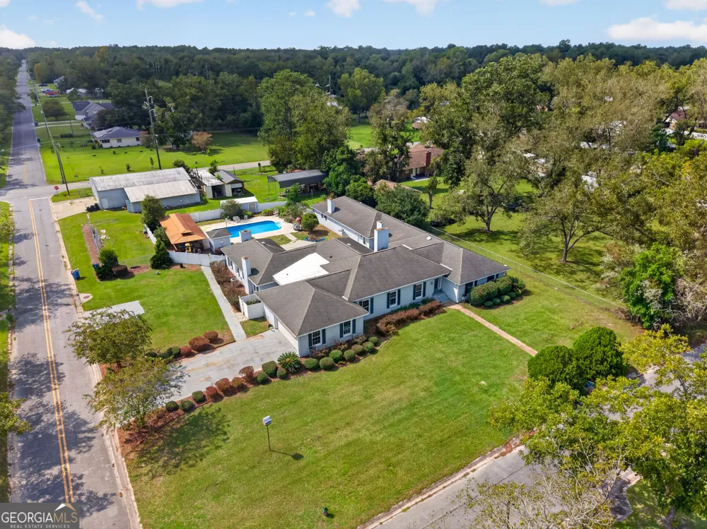 2501 Mahan DR Waycross, GA 31501
