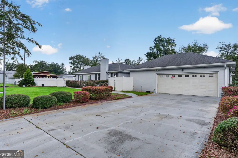 2501 Mahan DR Waycross, GA 31501