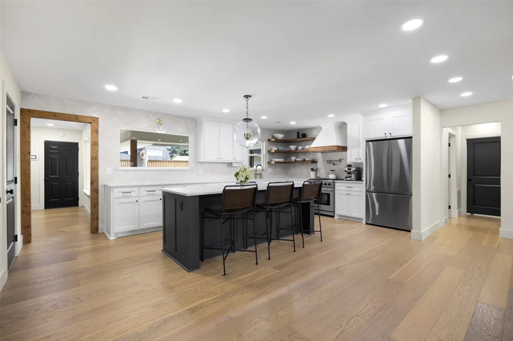 7321 Bluefield Drive Dallas, TX 75248