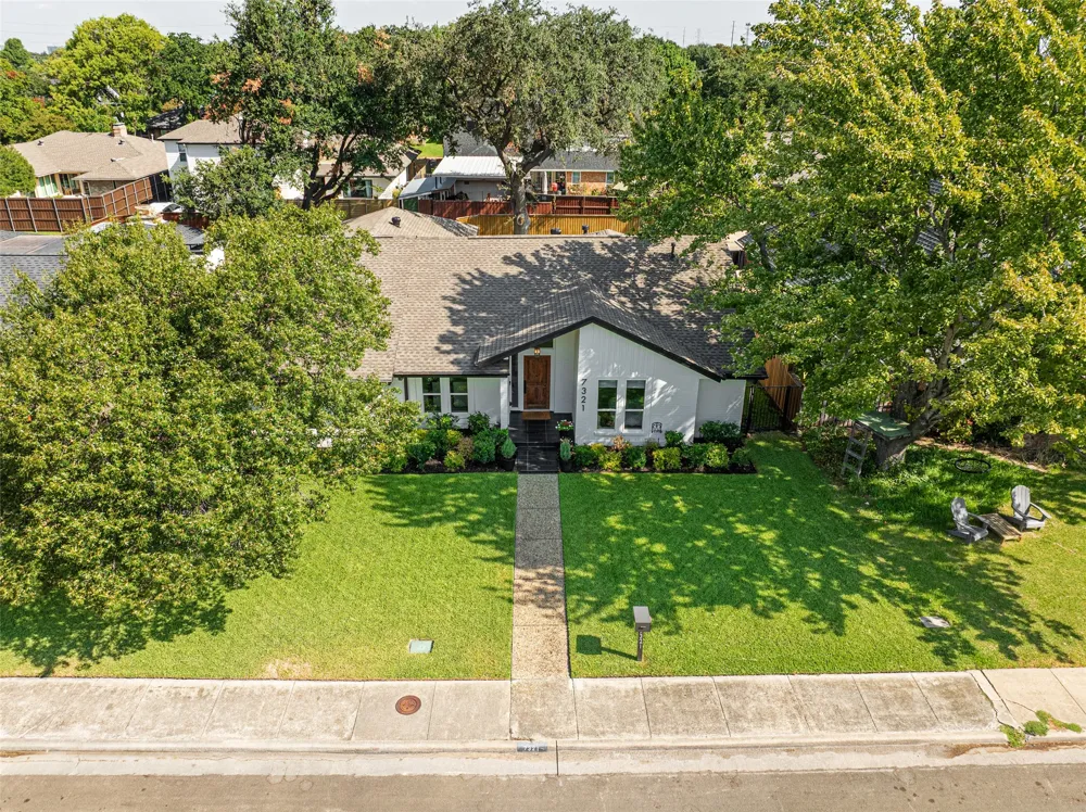 7321 Bluefield Drive Dallas, TX 75248