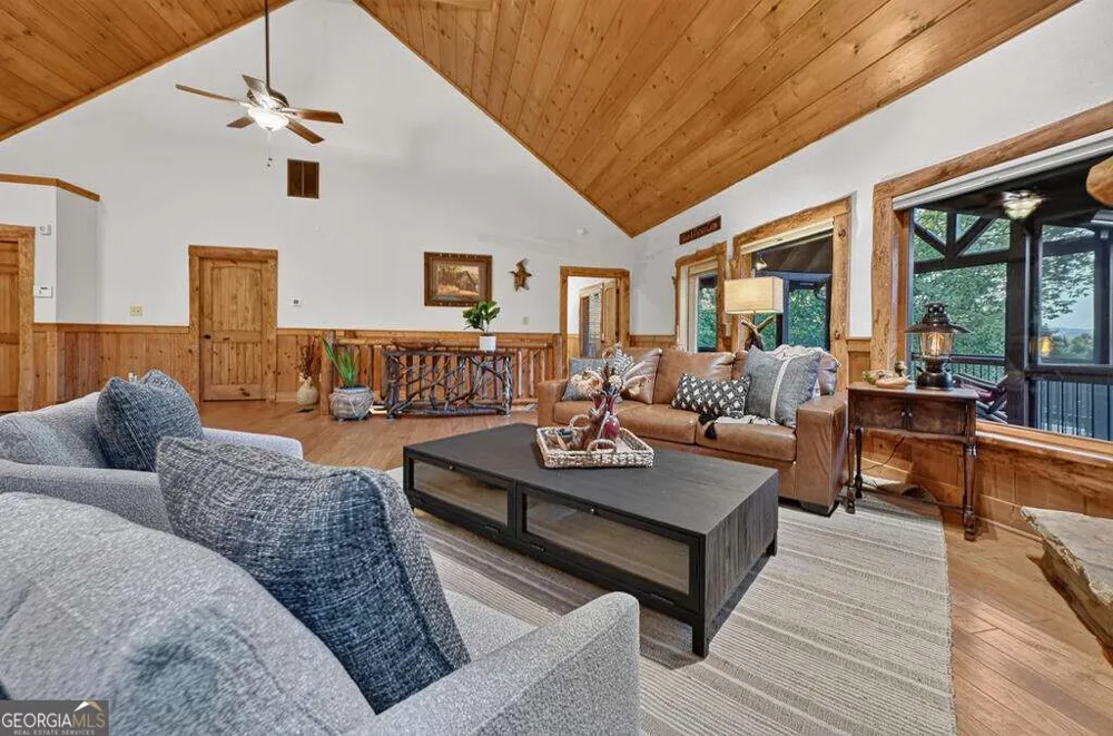 169 Walnut Mountain RD Ellijay, GA 30540