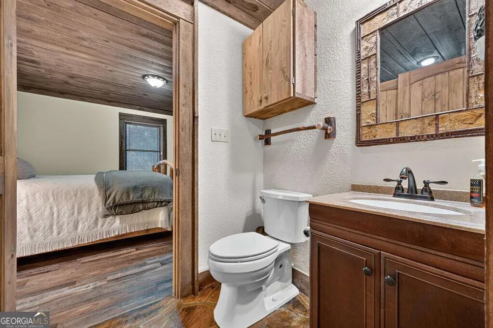 169 Walnut Mountain RD Ellijay, GA 30540