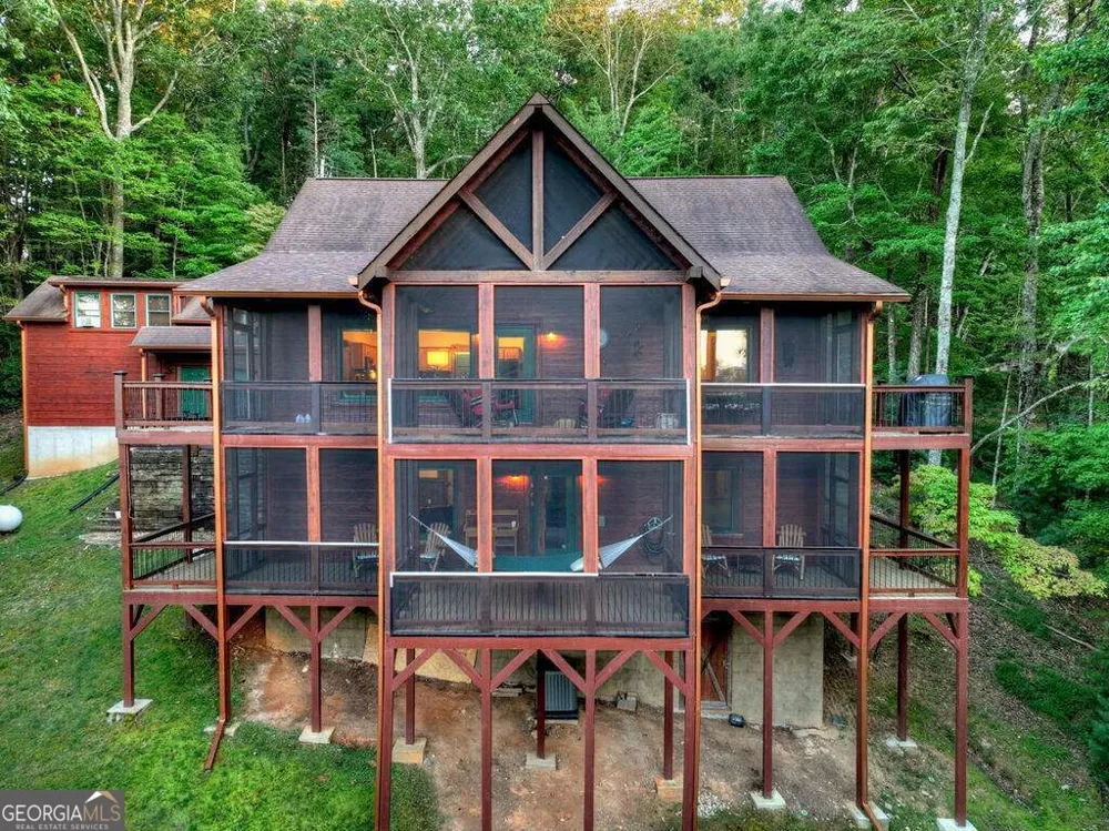 169 Walnut Mountain RD Ellijay, GA 30540