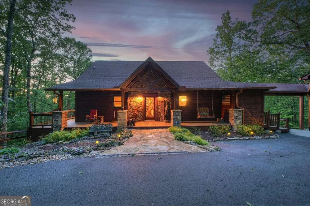 169 Walnut Mountain RD Ellijay, GA 30540