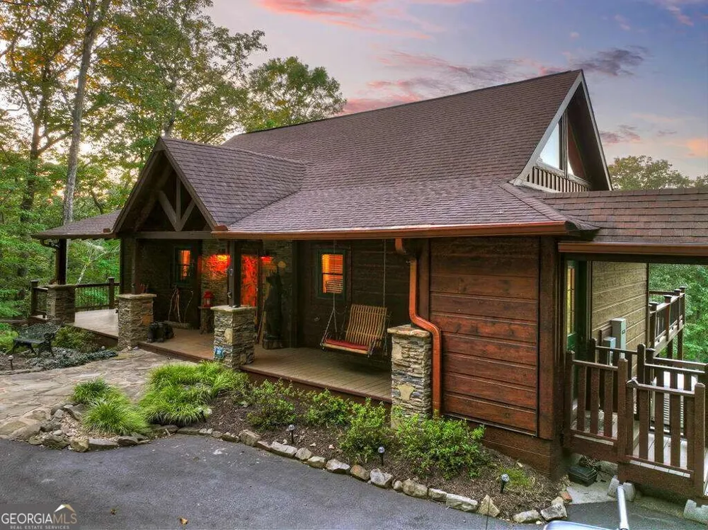 169 Walnut Mountain RD Ellijay, GA 30540