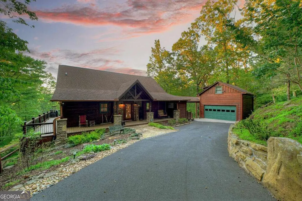 169 Walnut Mountain RD Ellijay, GA 30540