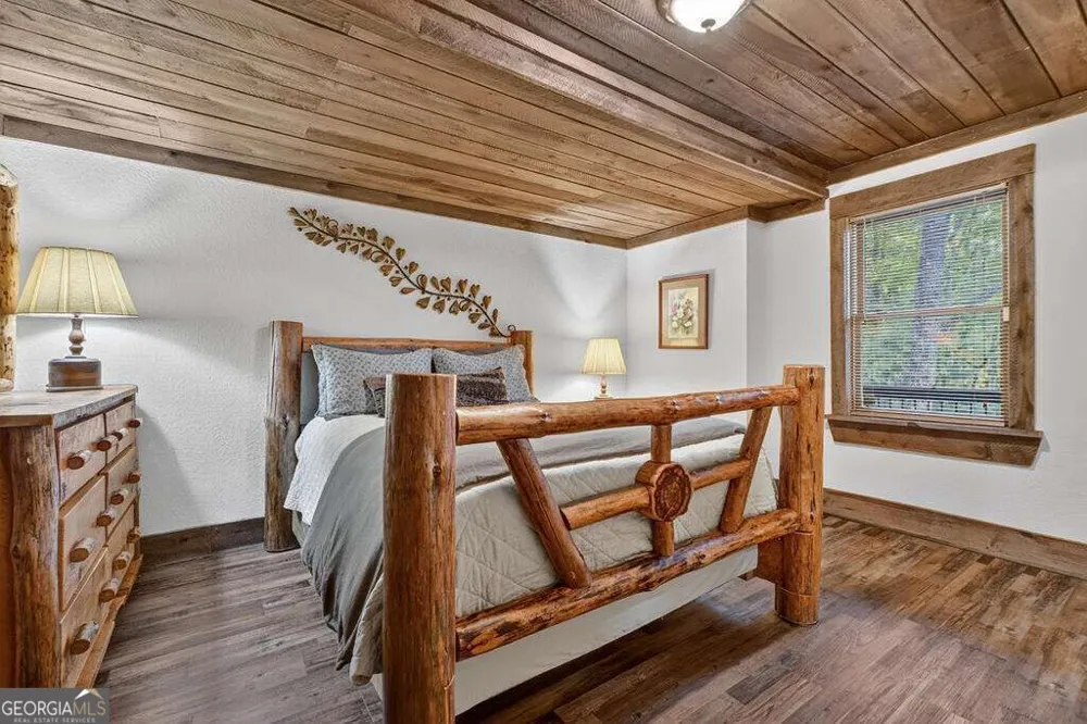 169 Walnut Mountain RD Ellijay, GA 30540