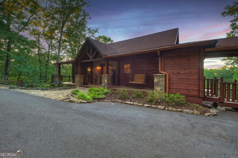 169 Walnut Mountain RD Ellijay, GA 30540