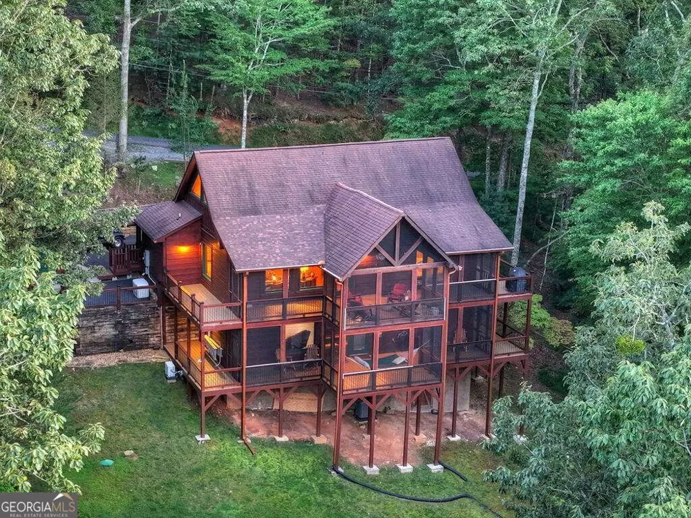 169 Walnut Mountain RD Ellijay, GA 30540